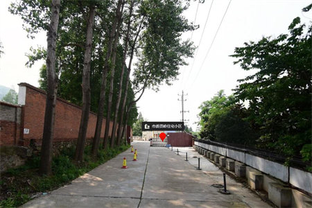 出售泰安大展麓山郡2室2厅1卫70平毛坯房